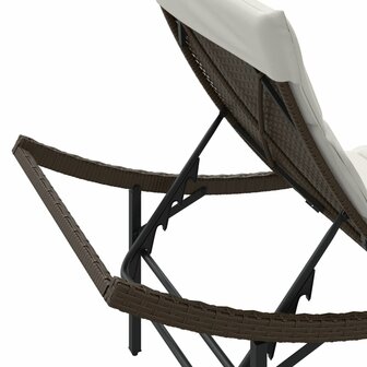 Ligstoelen 2 st met tafel poly rattan bruin