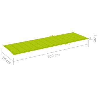 Ligbed met heldergroen kussen ge&iuml;mpregneerd grenenhout