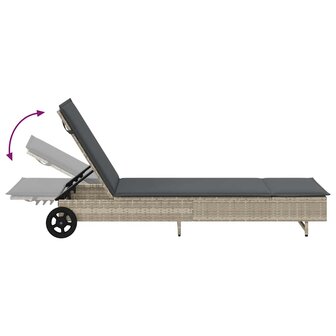 Ligbed met wielen en kussens poly rattan lichtgrijs