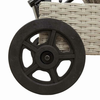 Ligbed met wielen en kussens poly rattan lichtgrijs