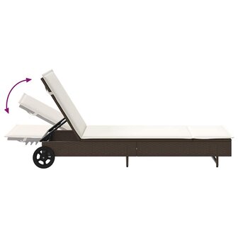 Ligbed met wielen en kussen poly rattan bruin
