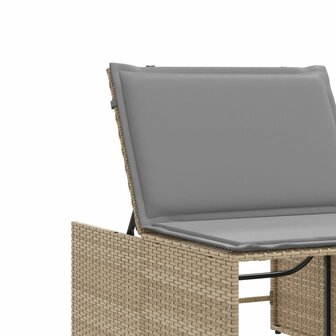 Ligstoelen 2 st met tafel beige poly rattan