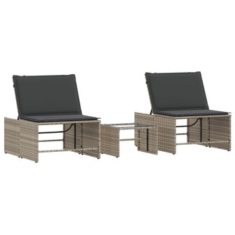 Ligstoelen 2 st met tafel lichtgrijs poly rattan
