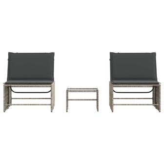 Ligstoelen 2 st met tafel lichtgrijs poly rattan