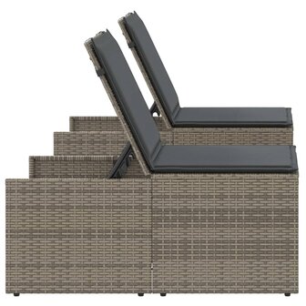 Ligstoelen 2 st met tafel grijs poly rattan