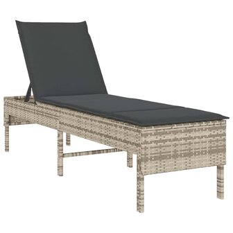 Ligstoel met kussen lichtgrijs 55x200x44cm polyrotan