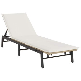 Ligstoel met kussen beige polyrotan