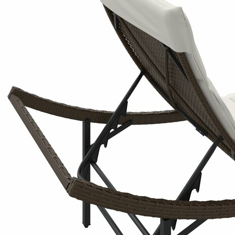 Ligstoelen 2 st met tafel poly rattan bruin