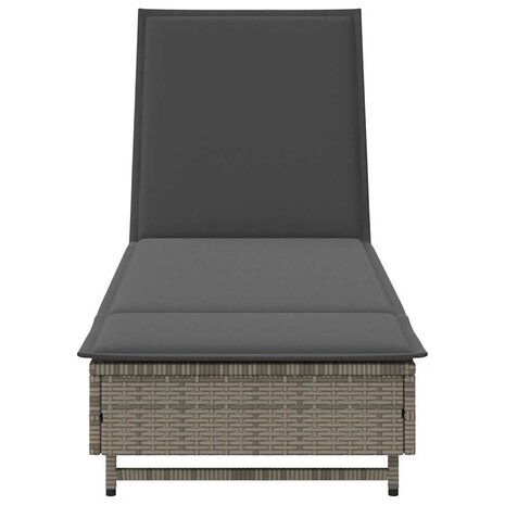 Ligbed met wielen en kussen poly rattan grijs