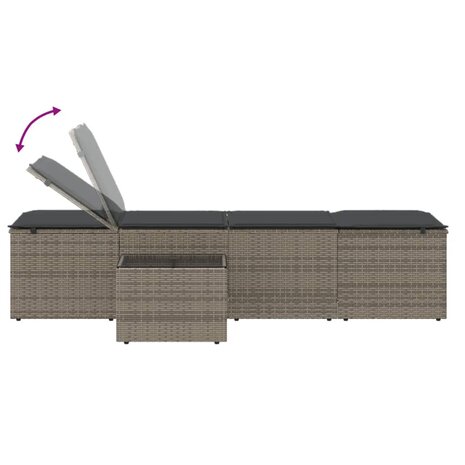 Ligstoelen 2 st met tafel grijs poly rattan