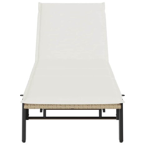 Ligstoel met kussen beige polyrotan