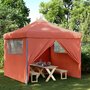 Partytent-inklapbaar-pop-up-met-4-zijwanden-terracottakleurig